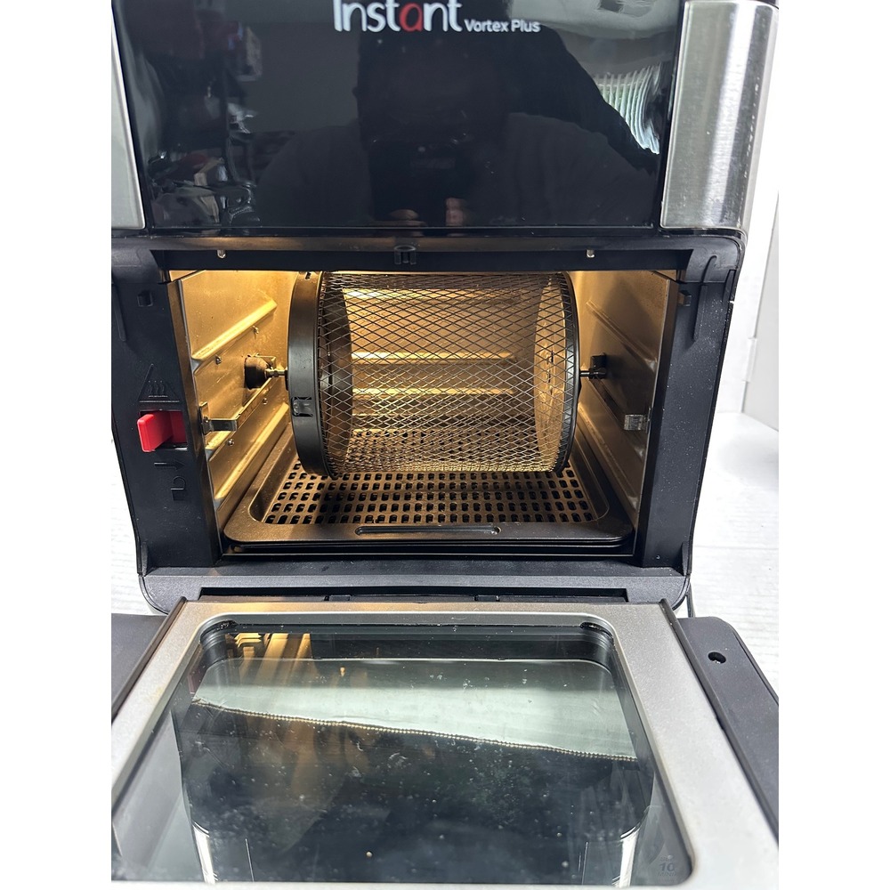 Instant Vortex Plus 10 Quart AirFryerOven 7-in-1 Rotisserie Black StainlessSteel - Picture 3 of 9